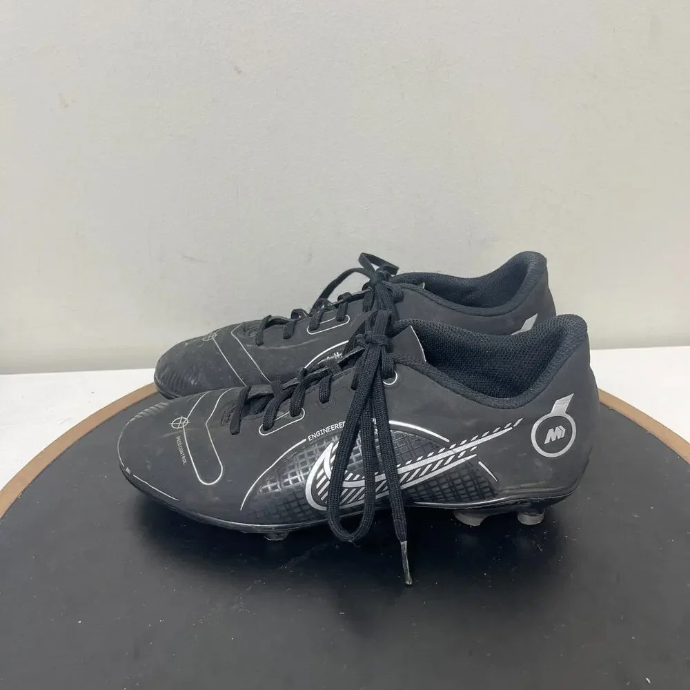 Nike Mercurial Vapor 15 Academy Soccer Cleats‎ Youth US 4.5Y Black White FG